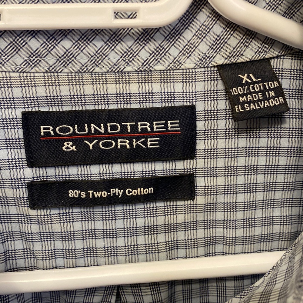 Roundtree and Yorke men’s casual dress shirt size extra large Worn rarely